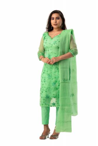 MADHULIKA KOTA DORIA MAGGAM WORK UNSTICHED DRESS MATERIAL WITH PLAIN BOTTOM